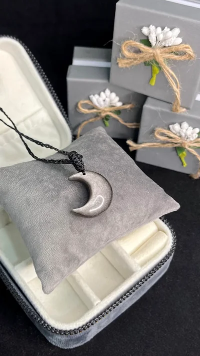 گردنبند ماه ابسیدین